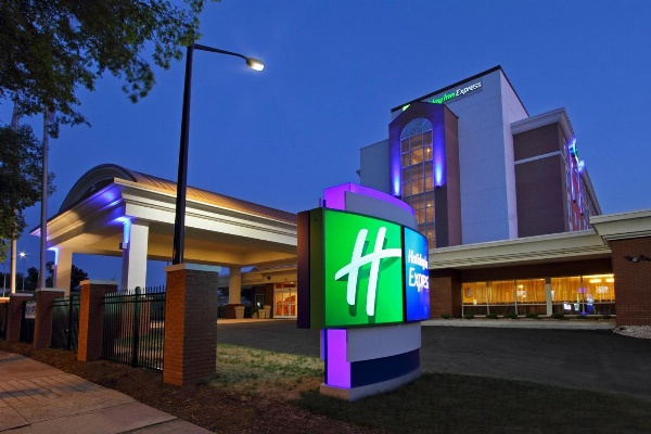 Holiday Inn Express AUGUSTA DOWNTOWN image 1